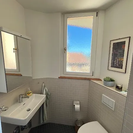 Charmante Altbauwohnung Am Rhein Apartment *