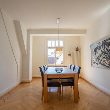 Charmante Altbauwohnung Am Rhein Apartment *