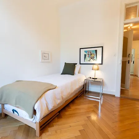 Charmante Altbauwohnung Am Rhein * Basel