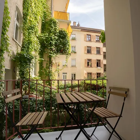 Apartment Charmante Altbauwohnung Am Rhein *